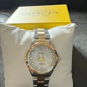 Brand New Invicta Two-Tone Gold and Silver Watch